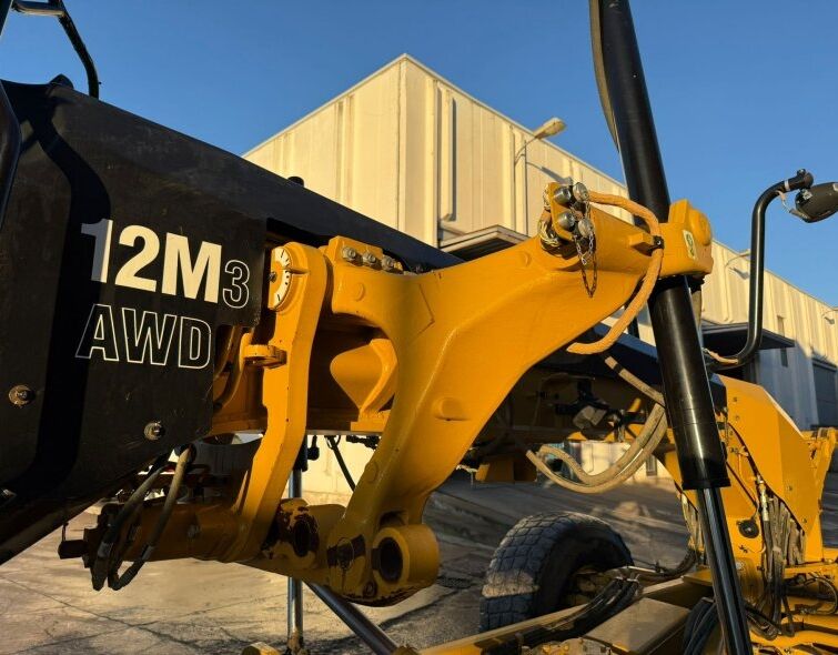 CATERPILLAR CATERPILLAR 12M3 AWD***IMMACULATE/REGISTERED***